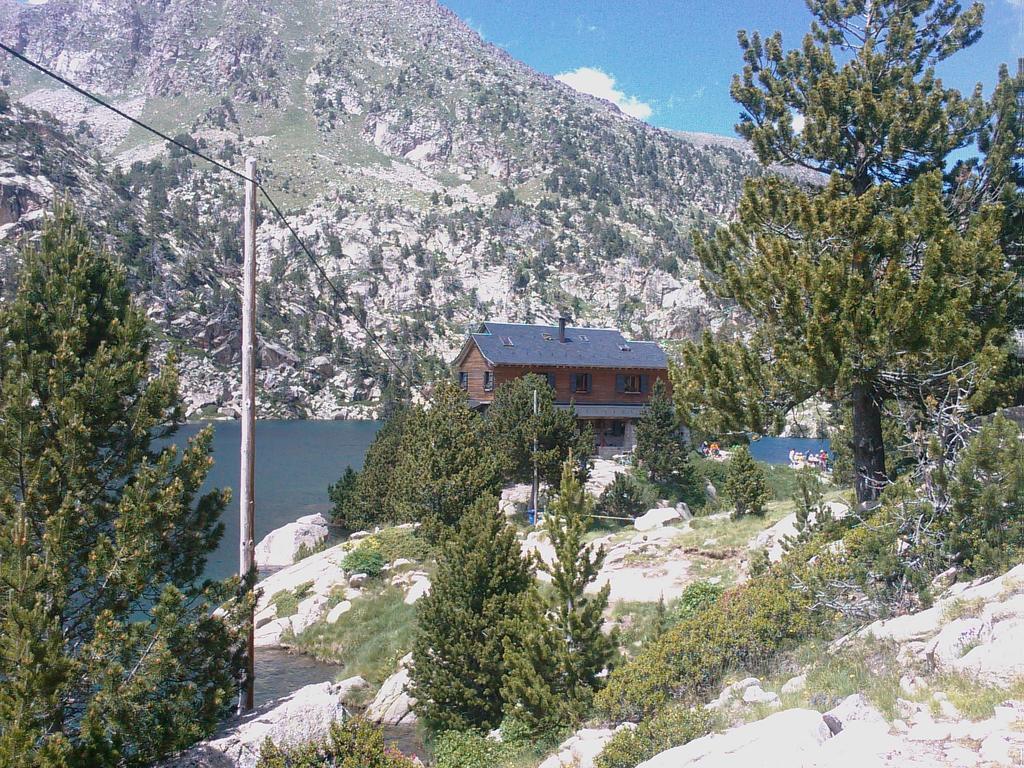 Apartmentsuitespain Baqueira Jardin Esterri d'Àneu Habitación foto